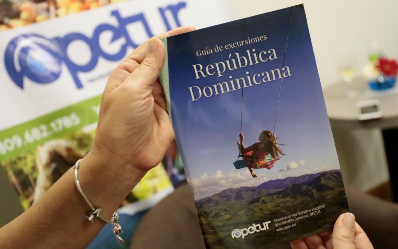 Guía de Excursiones de Opetur.
